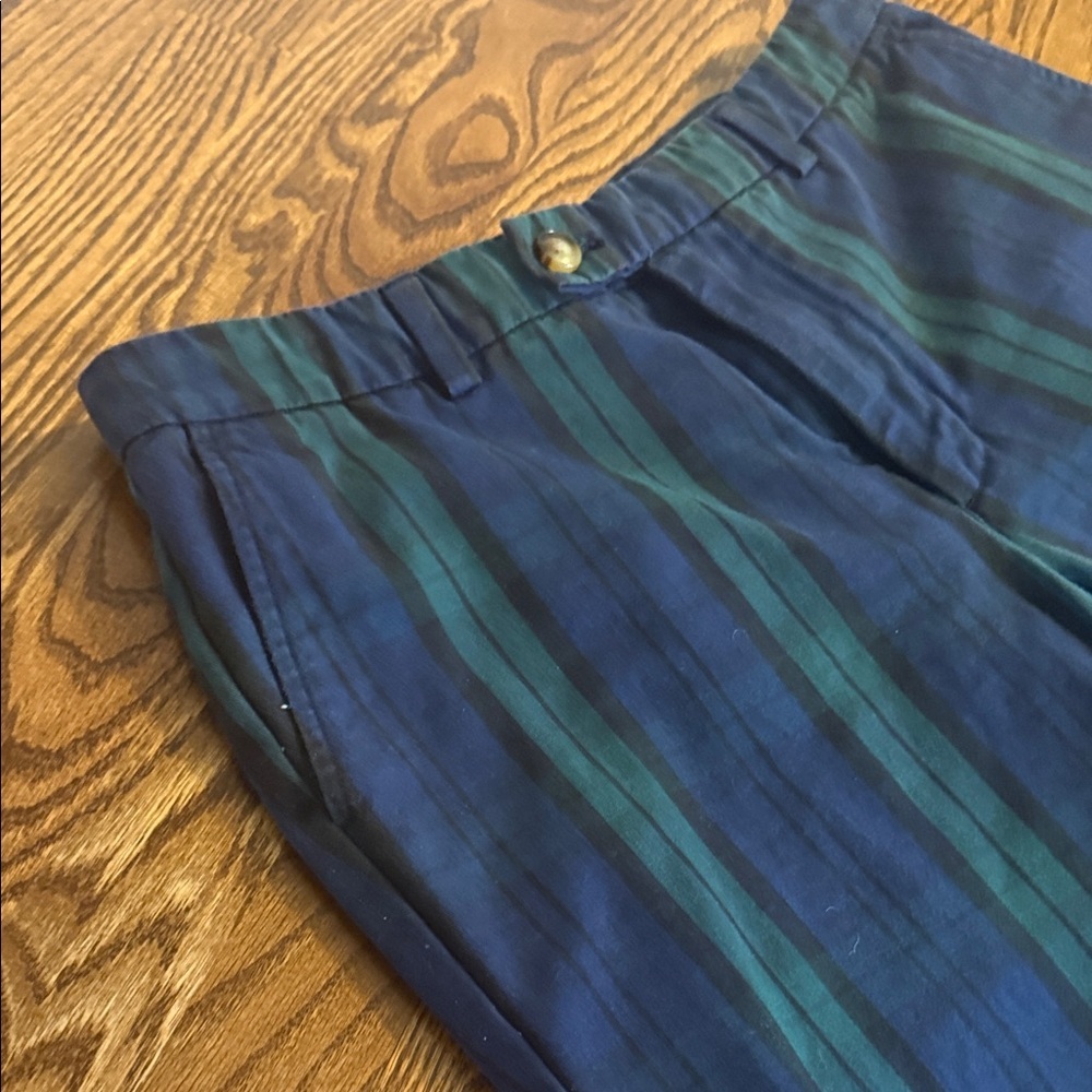 Vineyard Vines Men's Blue and Green Striped Chinos Blackwatch Plaid - Picture 9 of 15